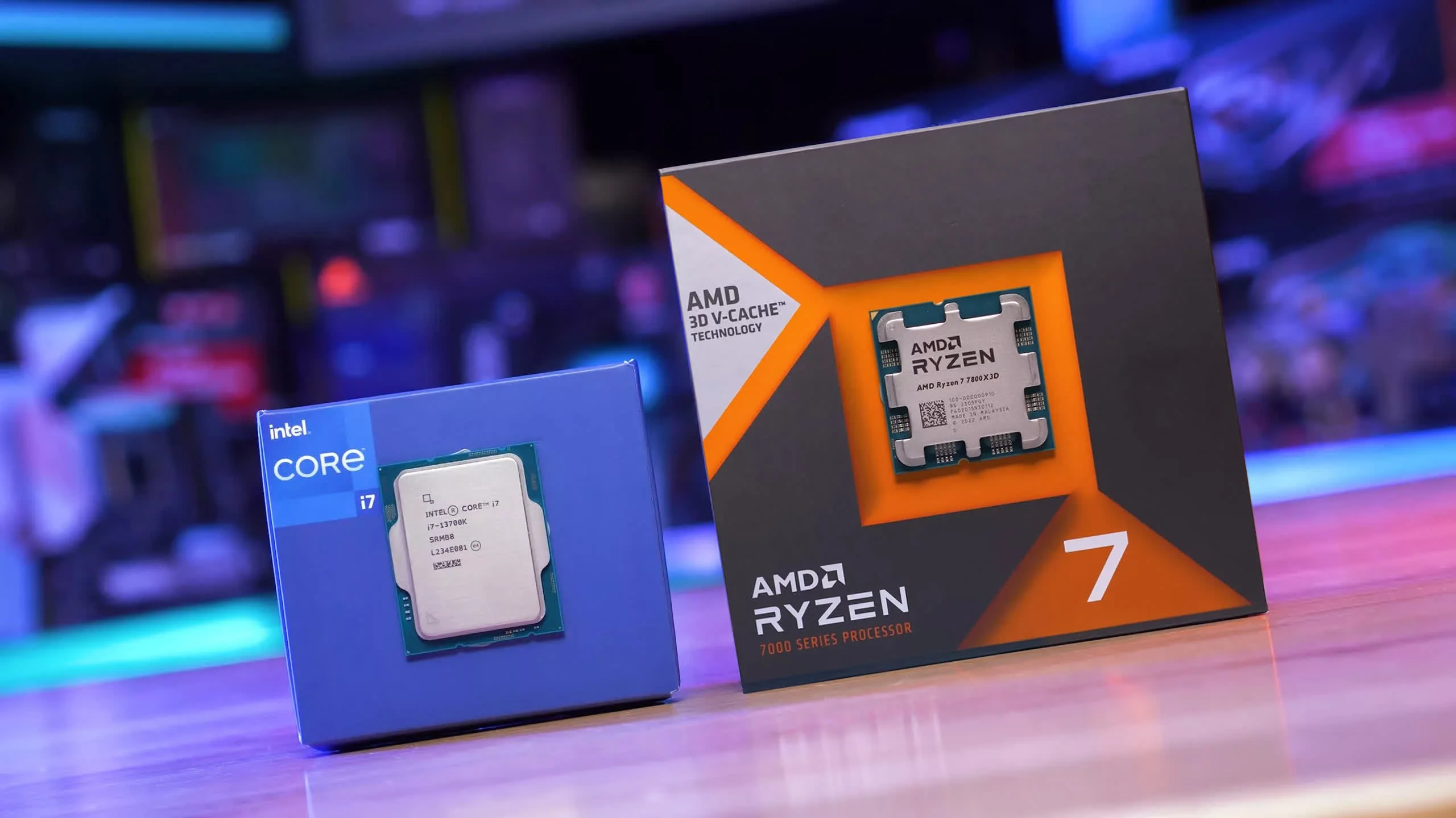 Intel Core i7 và AMD Ryzen 7